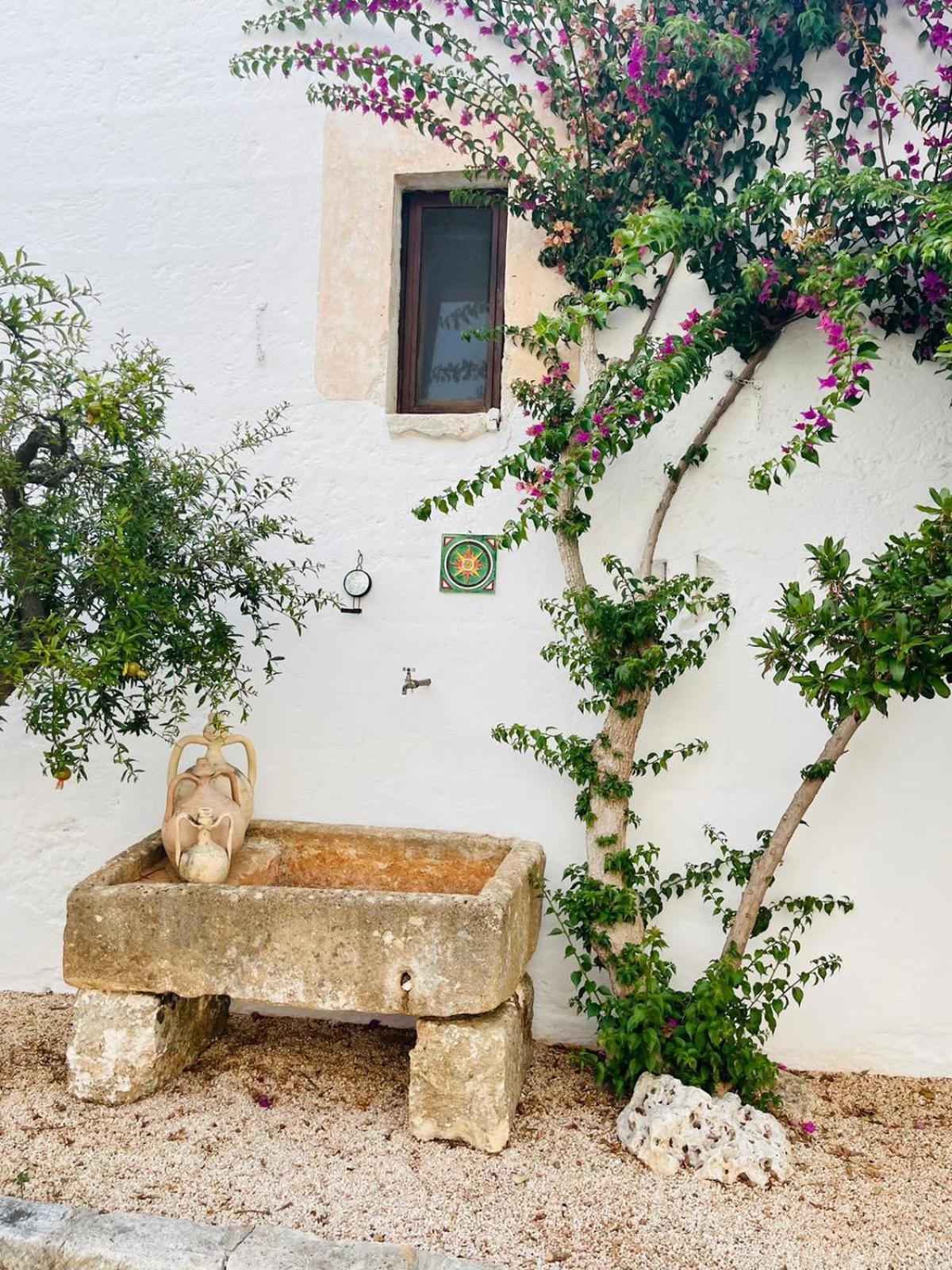 Masseria Palmo Francavilla Fontana Eksteriør billede