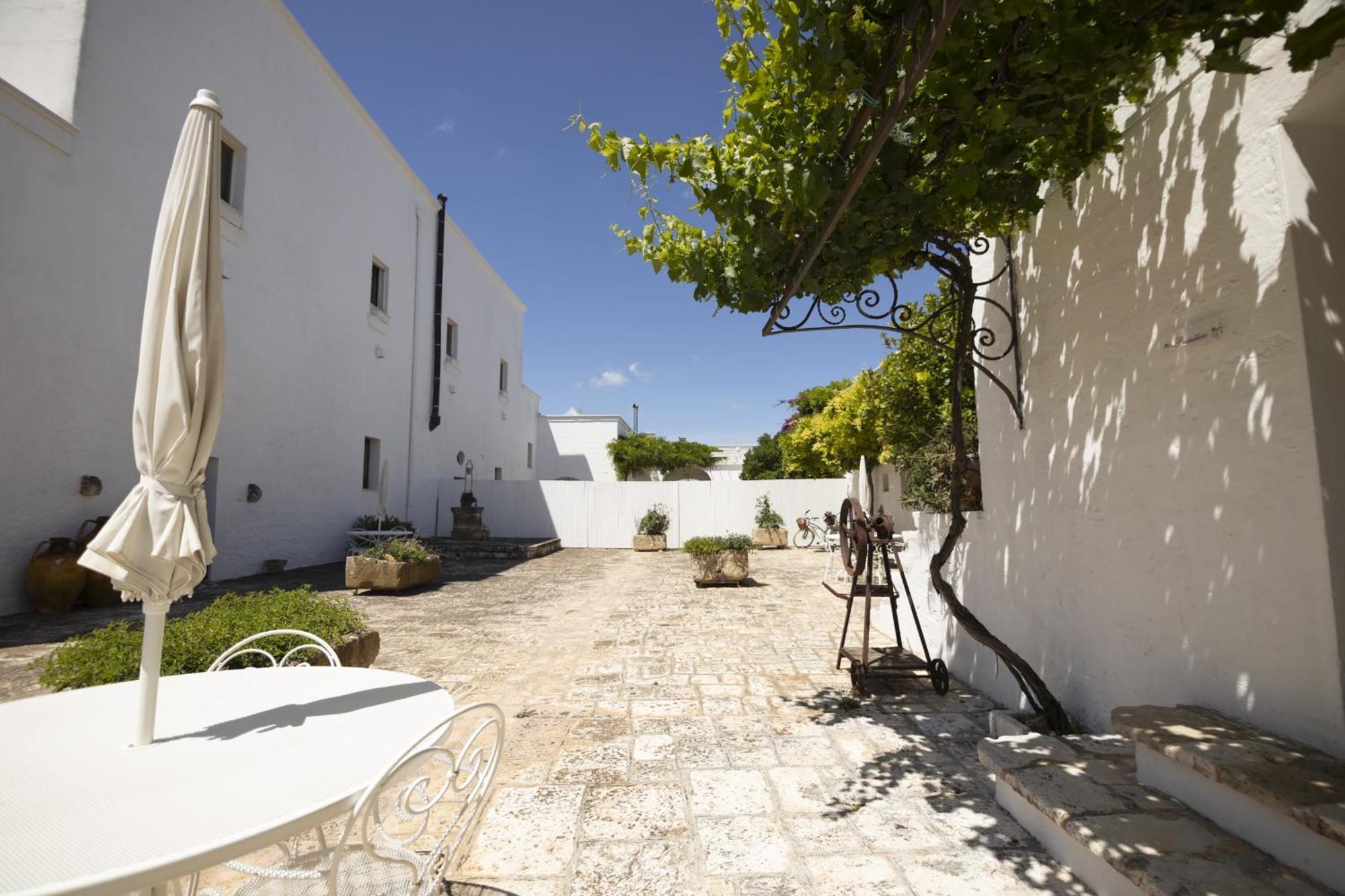 Masseria Palmo Francavilla Fontana Eksteriør billede